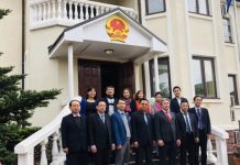 Đoàn cán bộ Học viện Hành chính Quốc gia thăm và làm việc với Đại sứ quán Việt Nam tại Ukraina