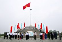 Lễ Thượng cờ Thống nhất non sông