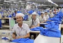 Bảo đảm quyền của lao động nữ ở Việt Nam hiện nay