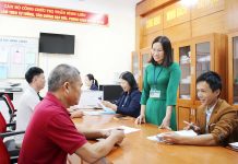 Hoàn thiện chính sách tiền lương và giáo dục tính liêm chính, trách nhiệm nghề nghiệp đối với công chức