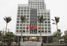 Bộ Nội vụ đề xuất bỏ chứng chỉ ngoại ngữ, tin học cho công chức, viên chức