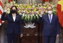 Chủ tịch nước Nguyễn Xuân Phúc tiếp Phó Tổng thống Hoa Kỳ Kamala Harris