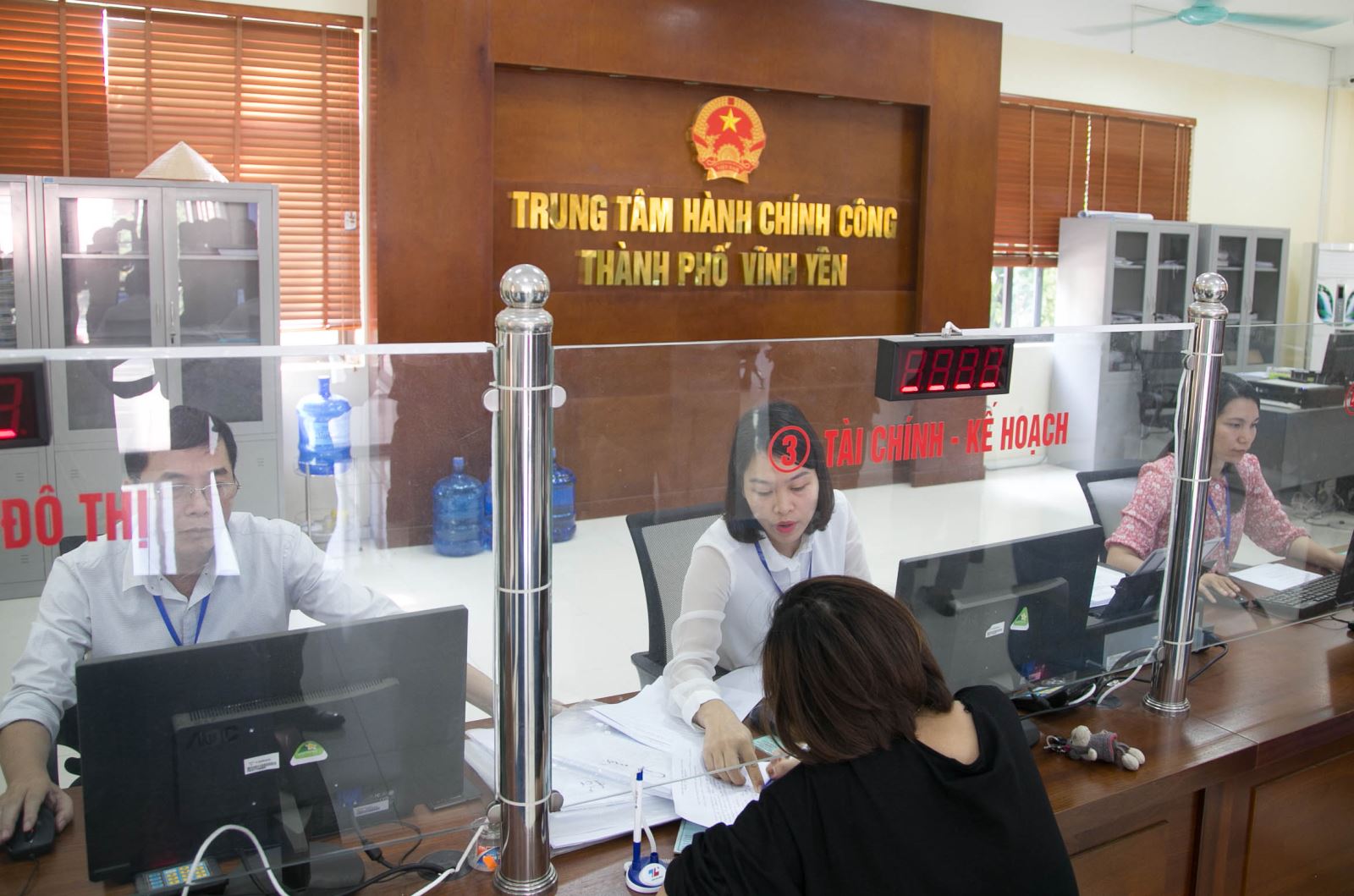 Trung tâm hành chính công Vĩnh Yên