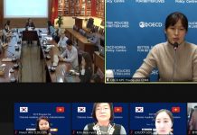 Bồi dưỡng cho giảng viên về xây dựng và thực hiện các chương trình giảng dạy trực tuyến dành cho lãnh đạo, quản lý