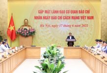 Thủ tướng chia sẻ khó khăn với báo chí, yêu cầu nghiên cứu giải pháp phù hợp để báo chí tăng cường tiềm lực