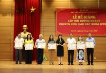 Nhiều công chức, viên chức hoàn thành chương trình bồi dưỡng chuyên viên cao cấp