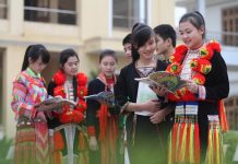 Phát triển kinh tế, văn hoá, xã hội vùng đồng bào dân tộc thiểu số và miền núi theo tinh thần Nghị quyết Đại hội XIII của Đảng