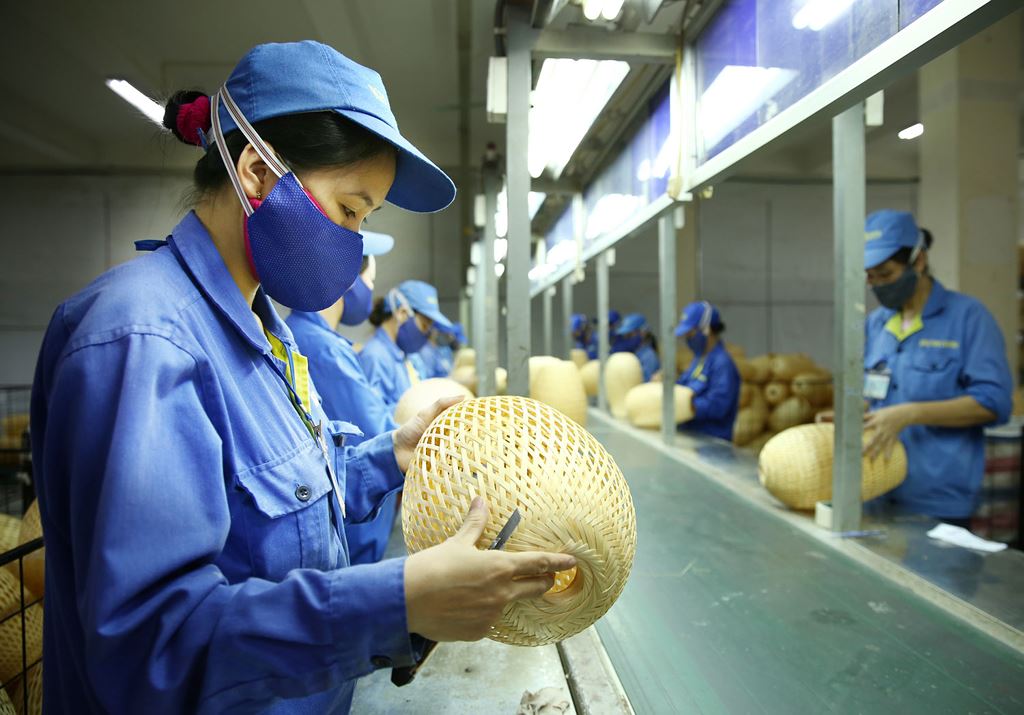 Nâng cao khả năng thích ứng của doanh nghiệp nhỏ và vừa ở Việt Nam trong bối cảnh mới | Tạp chí Quản lý nhà nước