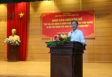 Đoàn viên Công đoàn Học viện Hành chính Quốc gia nghiên cứu chuyên đề: “Tiếp tục xây dựng và hoàn thiện nhà nước pháp quyền xã hội chủ nghĩa Việt Nam trong giai đoạn mới”