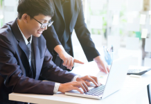 Tạo động lực làm việc cho công chức cấp xã