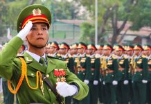 Nhận diện và đấu tranh chống chủ nghĩa cá nhân đối với sĩ quan trẻ trong các học viện, trường sĩ quan quân đội hiện nay