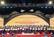 Giải pháp thu hút, trọng dụng cán bộ chuyên nghiệp, thực tài đáp ứng yêu cầu phát triển đất nước trong giai đoạn mới