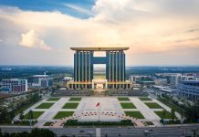 Triển khai dịch vụ công trực tuyến gắn với chuyển đổi số cấp tỉnh trên địa bàn tỉnh Bình Dương