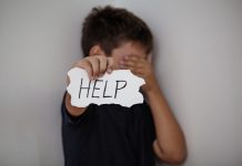 Bạo lực trẻ em trong gia đình hiện nay – thực trạng và giải pháp