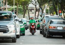 Công tác quản lý nhà nước đối với dịch vụ vận tải hành khách đường bộ ứng dụng công nghệ trong mô hình kinh tế chia sẻ tại TP. Hồ Chí Minh: Thực trạng và giải pháp