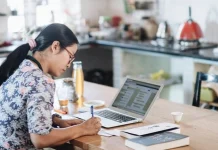 Hình thức làm việc tự do đối với người có tài năng trong khu vực công: xu hướng mới và tiềm năng phát triển