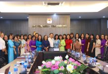 Quản lý tài liệu lưu trữ tư ở Việt Nam