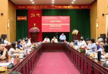 Quản lý đào tạo lý luận chính trị cho đội ngũ cán bộ ở Việt Nam hiện nay