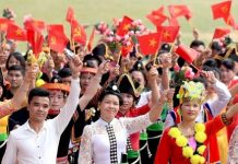 Đổi mới chế độ bầu cử, lấy ý kiến Nhân dân trong mô hình thành phố thuộc thành phố trực thuộc trung ương ở Việt Nam hiện nay