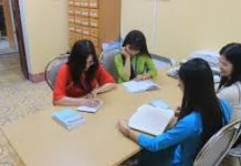 Một số giải pháp nâng cao năng lực tự học các môn lý luận chính trị cho sinh viên các trường cao đẳng, đại học hiện nay