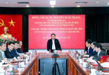 GS.TS. Nguyễn Xuân Thắng, Ủy viên Bộ Chính trị, Giám đốc Học viện Chính trị quốc gia Hồ Chí Minh làm việc với Học viện Hành chính và Quản trị công