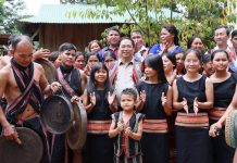 Nâng cao văn hóa giao tiếp, ứng xử của cán bộ, công chức cấp xã người dân tộc thiểu số các tỉnh Tây Nguyên