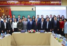 Đổi mới quản trị công nhằm xây dựng chính phủ hiệu quả