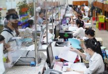 Tăng cường động lực làm việc cho công chức cấp cơ sở trong tiến trình tinh gọn bộ máy hành chính nhà nước