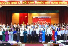 Học viện Hành chính và Quản trị công tổ chức công bố và trao Quyết định nghỉ chế độ cho viên chức, người lao động