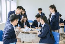 Giải pháp nâng cao hiệu quả sử dụng mạng xã hội trong đời sống sinh viên hiện nay