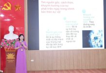 Phát huy vai trò của giảng viên lý luận chính trị tại các trường đại học trong bảo vệ nền tảng tư tưởng của Đảng trên không gian mạng