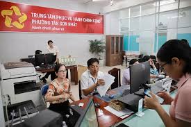 Vận dụng lý thuyết điều hành công sở vào hoạt động của Ủy ban nhân dân cấp xã của TP. Hồ Chí Minh