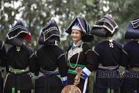 Phát huy giá trị trang phục truyền thống người Pa Dí trên địa bàn xã Mường Khương, tỉnh Lào Cai