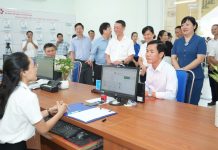 Xây dựng đội ngũ cán bộ, công chức đáp ứng yêu cầu mới của chính quyền địa phương hai cấp