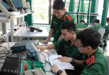 Một số yêu cầu về phẩm chất chính trị – đạo đức của giảng viên khoa học xã hội và nhân văn ở các học viện, trường sĩ quan quân đội