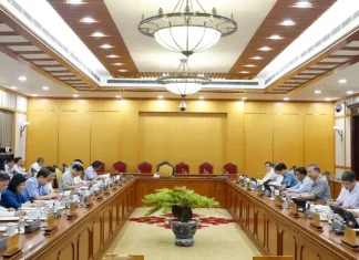 Bộ Chính trị cho ý kiến hoàn thiện thể chế vượt trội, tạo động lực mới để TP. Hồ Chí Minh phát triển nhanh, bền vững