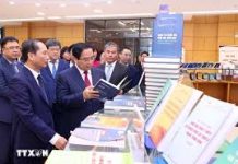 Lý thuyết quản trị hành chính công hiện đại – xu thế toàn cầu và khuyến nghị cho Việt Nam