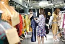 Tác động của trải nghiệm khách hàng đa kênh đến sự hài lòng và ý định mua lặp lại trong ngành bán lẻ thời trang tại TP. Hồ Chí Minh