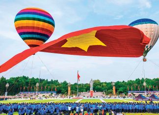 Không thể gọi kỷ nguyên vươn mình của dân tộc Việt Nam là “kỷ nguyên dân chủ đa nguyên”
