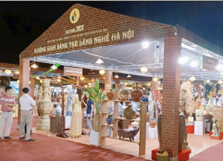 Vai trò của quản lý nhà nước đối với du lịch làng nghề Hà Nội trong bối cảnh tổ chức chính quyền địa phương hai cấp