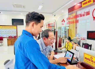 Đẩy mạnh chuyển đổi số nhằm nâng cao hiệu quả vận hành của chính quyền địa phương hai cấp ở Việt Nam
