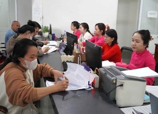 Nghịch lý thừa và thiếu công chức theo vị trí việc làm tại cấp xã: từ thực tiễn TP. Hồ Chí Minh
