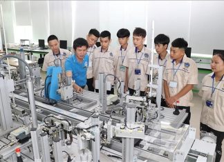 Thu hẹp khoảng cách giữa đào tạo và thực tiễn nghề nghiệp: tiếp cận từ phương thức đào tạo mô phỏng