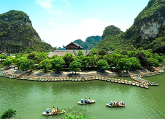 Quản trị phát triển du lịch bền vững ở Ninh Bình: Cơ hội và thách thức