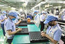 Quản lý nhà nước đối với phát triển kênh phân phối của các doanh nghiệp nhỏ và vừa trên địa bàn thành phố Hà Nội